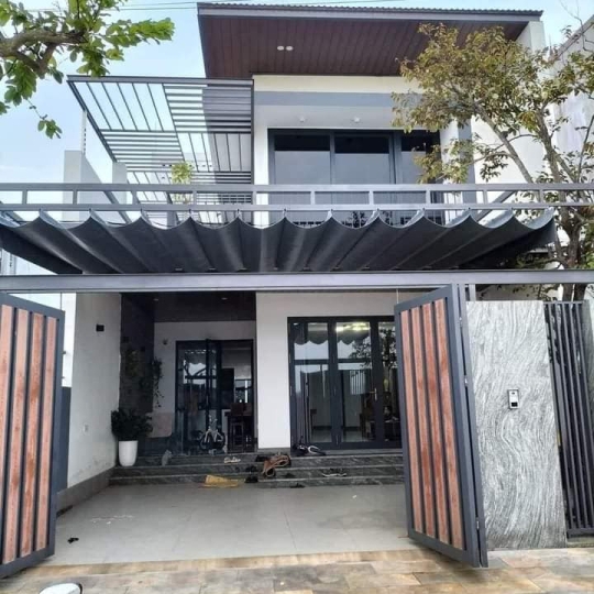 MÁI HIÊN DÂN DỤNG 
